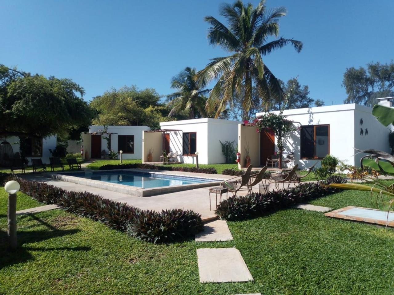 Telvina Beach Lodge Vilankulo Eksteriør billede