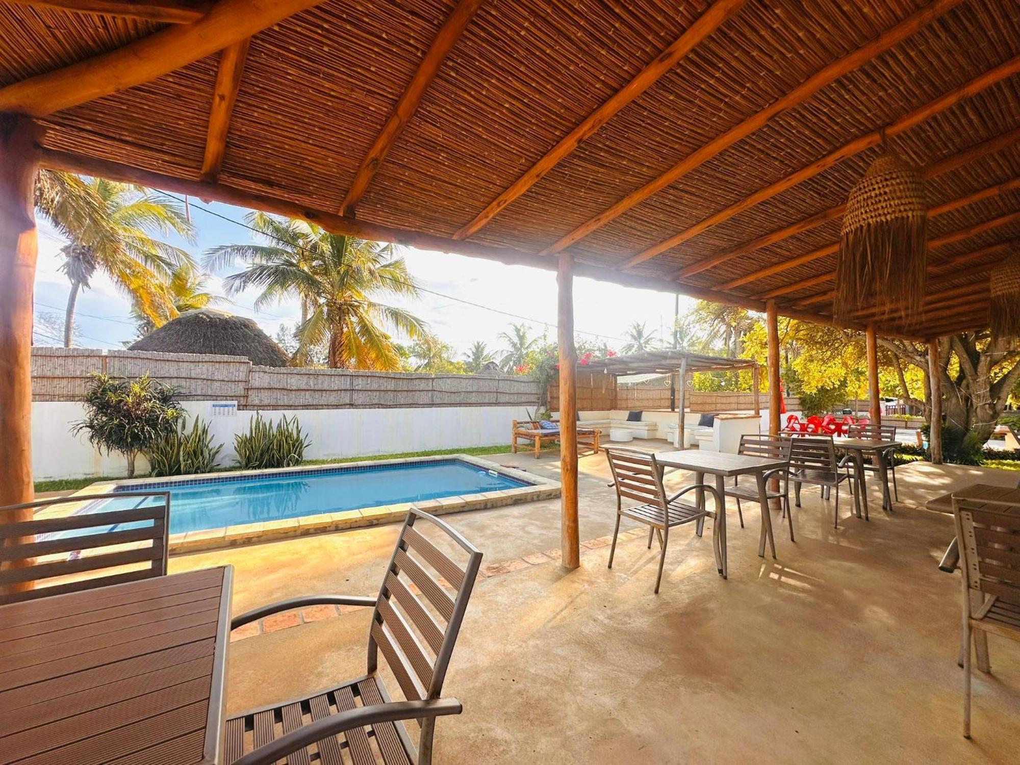 Telvina Beach Lodge Vilankulo Eksteriør billede